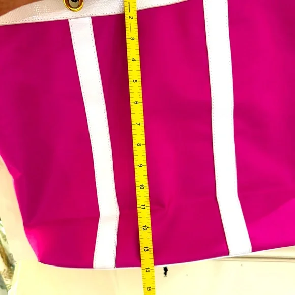 New St.John large nylon Tote/Purse hot pink - Picture 3 of 12